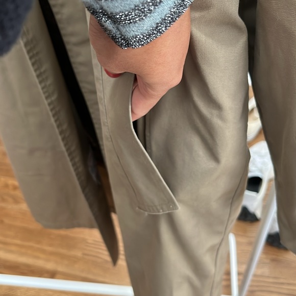 VINTAGE LONDON FOG TRENCH COAT - Picture 5 of 13